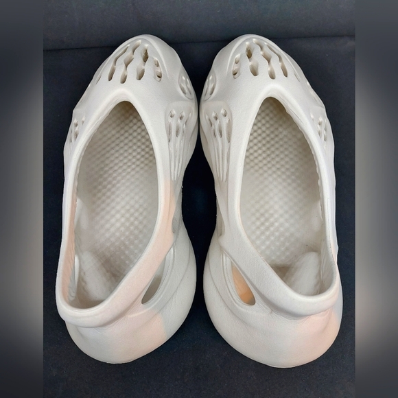 Adidas Yeezy Foam RNNR Runner Mist Mens Size-10 - Picture 6 of 9